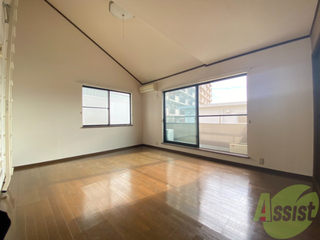 その他部屋・スペース　家具をどこに置こうか想像の膨らむリビングです。