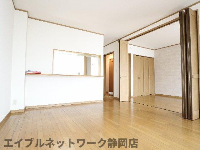 居室・リビング　使いやすいリビングです