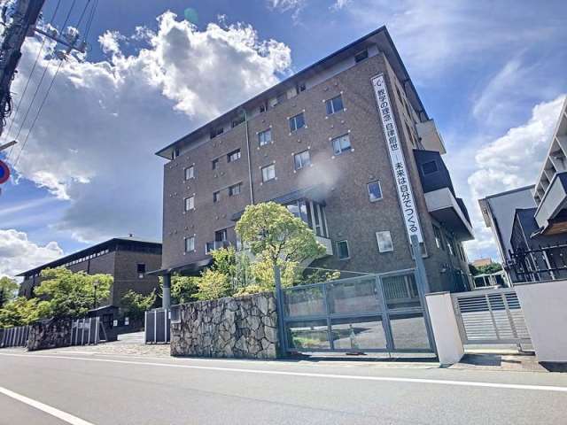 大学・短大　中国学園大学・中国短期大学（大学・短大）まで604m