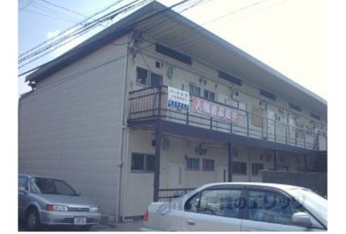 京都市山科区大塚西浦町のアパートの建物外観