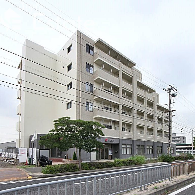 名古屋市天白区保呂町のマンションの建物外観