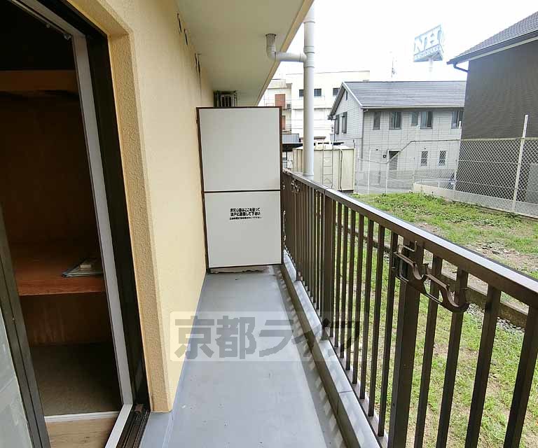 【乙訓郡大山崎町字大山崎のマンションのバルコニー】