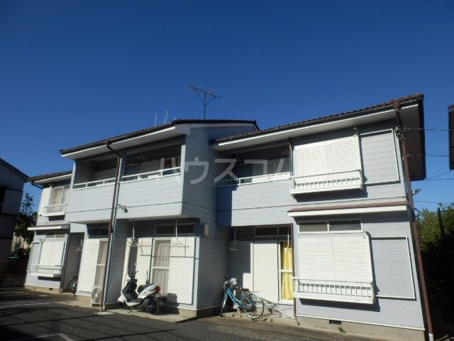 市川市須和田のアパートの建物外観