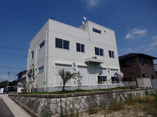 名古屋市緑区神沢のアパートの建物外観