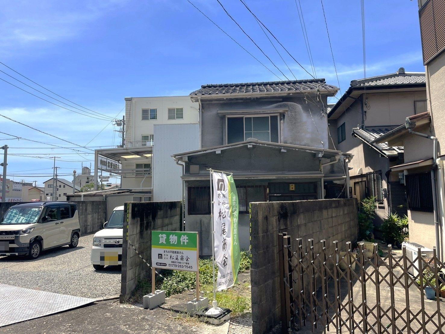 車崎貸家倉庫の建物外観