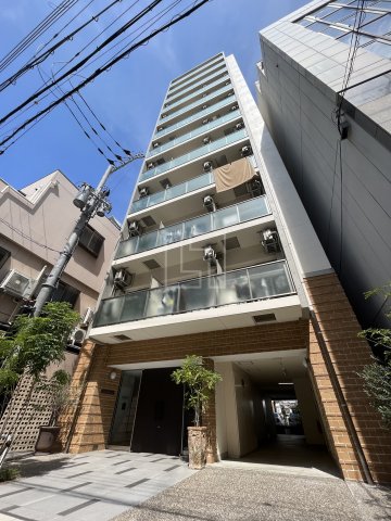 Y＆Rino Residenceの建物外観