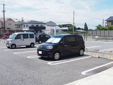 【ウインベル大山IIの駐車場】