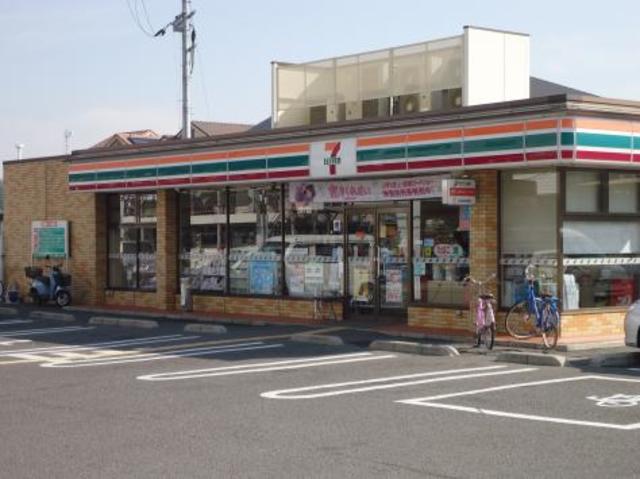 【和泉市府中町のアパートのコンビニ】