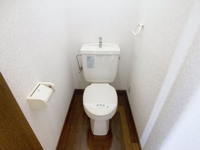 トイレ　2025年9月撮影※現況を優先します。