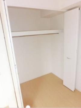 ワンモアオッツ　収納　クローゼット