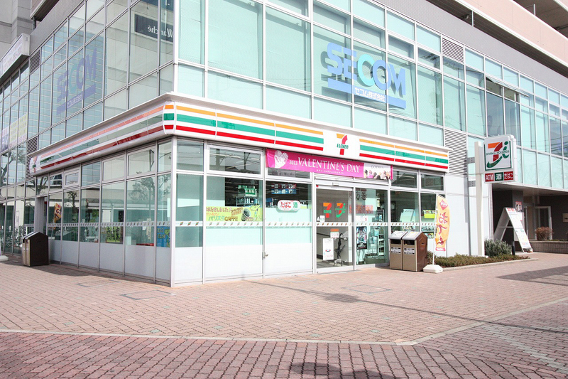 コンビニ　セブンイレブン 北名古屋西春駅北店（コンビニ）まで526m