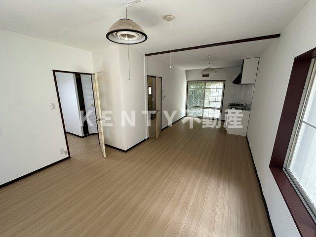 居室・リビング　使いやすい居間です