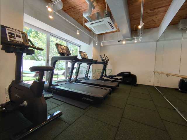 その他　コンフォリア東新宿