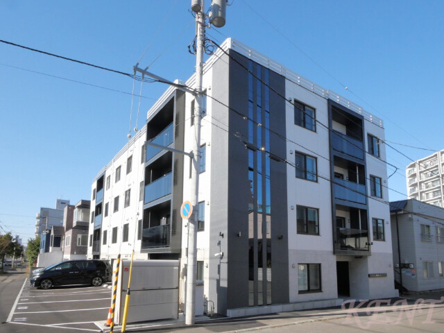 オルセーフラット西町南の外観写真