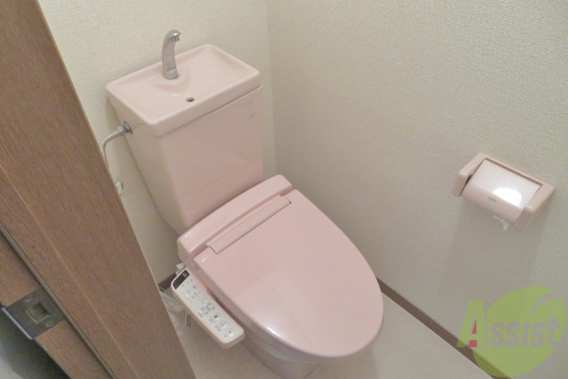 トイレ　ウォシュレットトイレは嬉しいですね。
