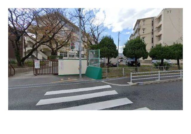 小学校　福岡市立弥永小学校（小学校）まで350m