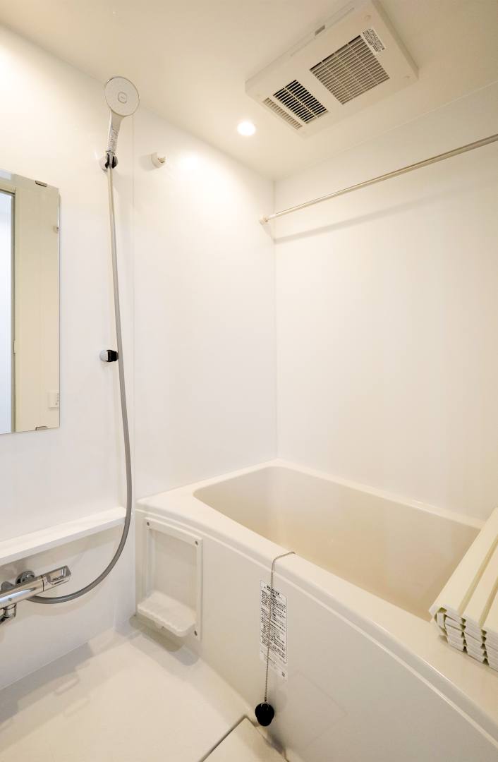 バス・シャワールーム　新品のバスルームです！