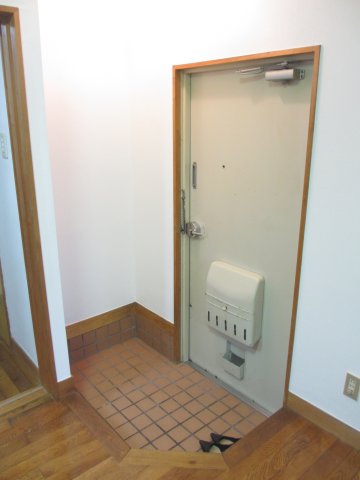 玄関　2018年6月撮影