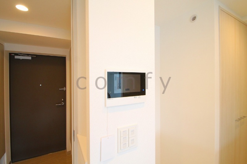 セキュリティ　モニター付きインターホン