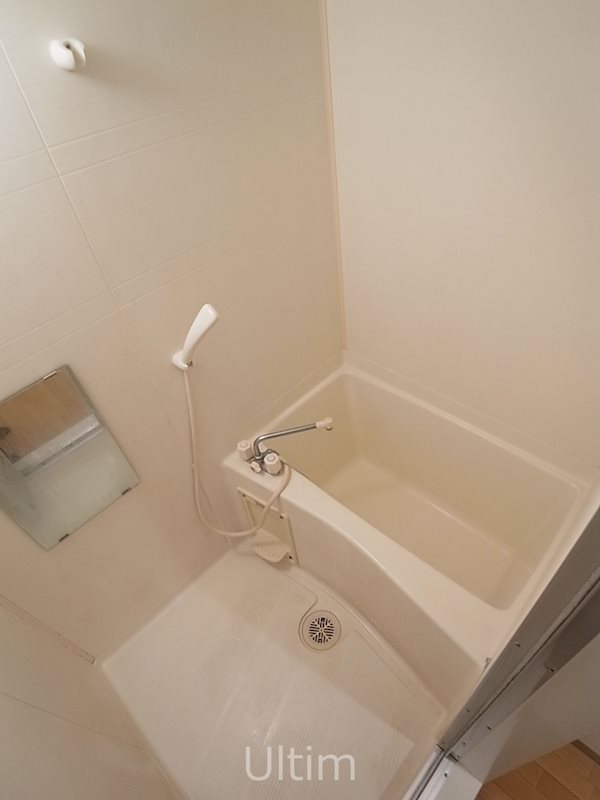 バス・シャワールーム　別室の画像です、ご参考までに