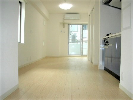 居室・リビング　写真は同マンションの違うお部屋のものです