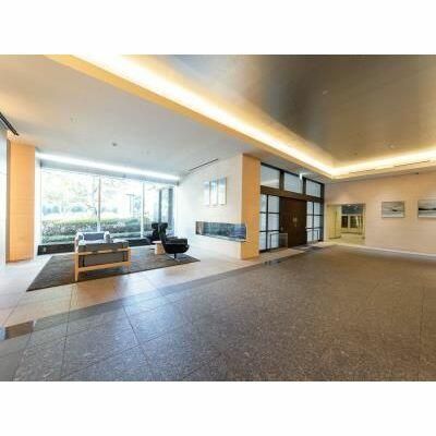 ロビー　ゆとりのあるロビーです