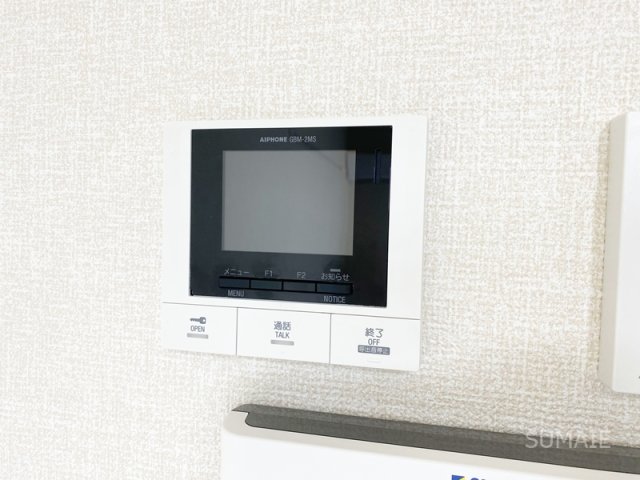 セキュリティ　モニタ付インターホン完備です☆