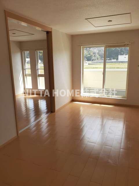 居室・リビング　リビングは１１帖です☆