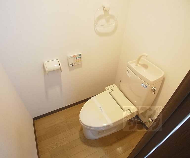 トイレ　ウォシュレット装備