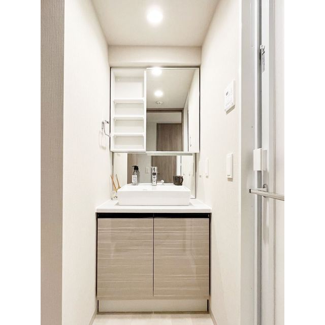 洗面設備　家具・家電の備え付けはありません