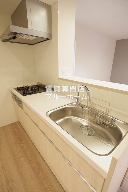 キッチン　3口コンロのカウンターキッチンです！