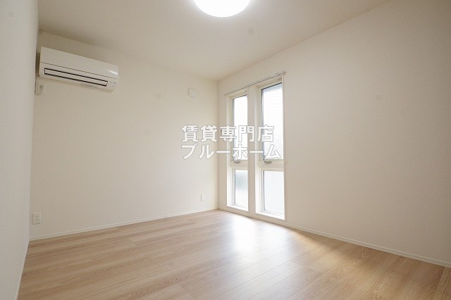 その他部屋・スペース　6.1帖の広い洋室です！