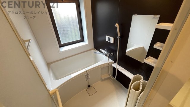 バス・シャワールーム　追い焚き機能付きで便利♪