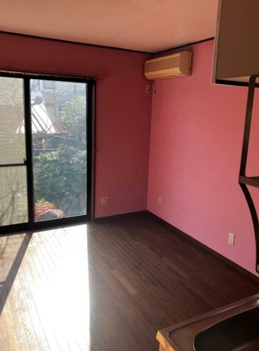 居室・リビング　居間です