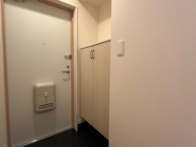 玄関　下駄箱