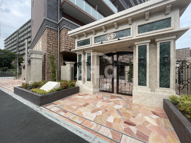 エントランス　プレジオ三国EURO　エントランス