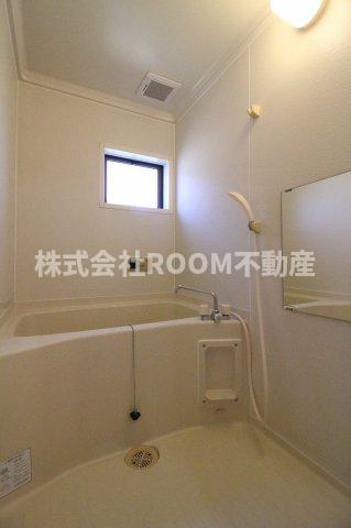 バス・シャワールーム　お風呂で日々の疲れを落としましょう