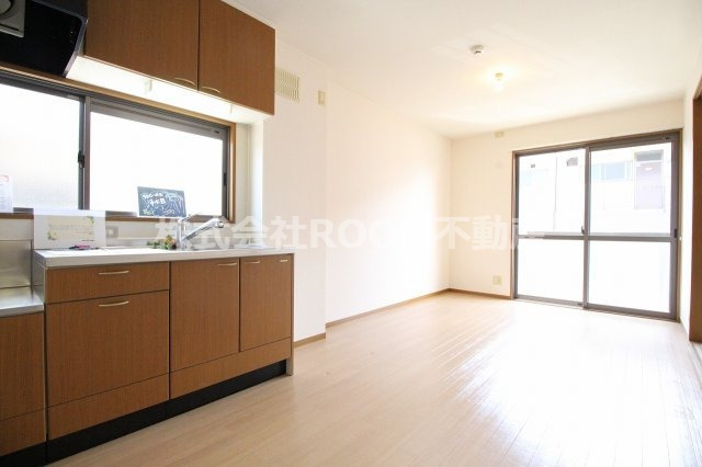 居室・リビング　使いやすい居間です