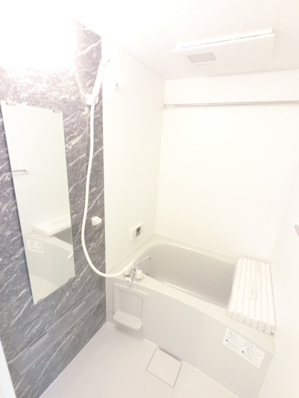 バス・シャワールーム　図面と現状に相違がある場合には現状を優先