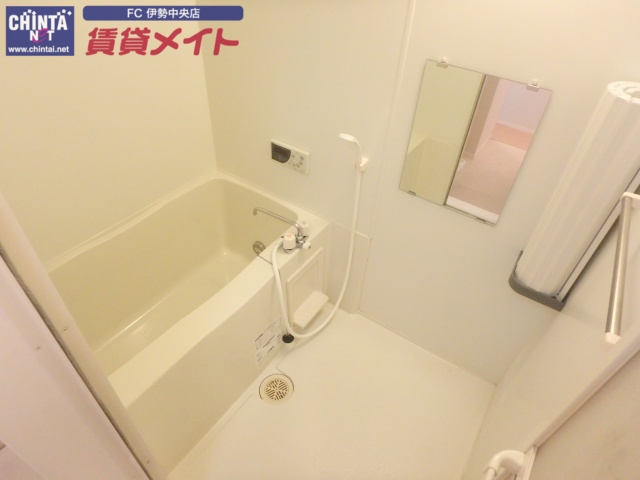 バス・シャワールーム　同型参考写真