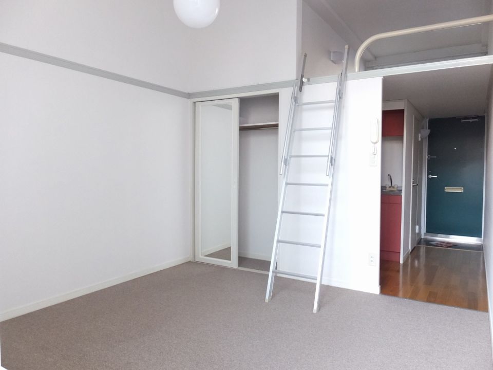 その他部屋・スペース　ロフト付きのお部屋です。