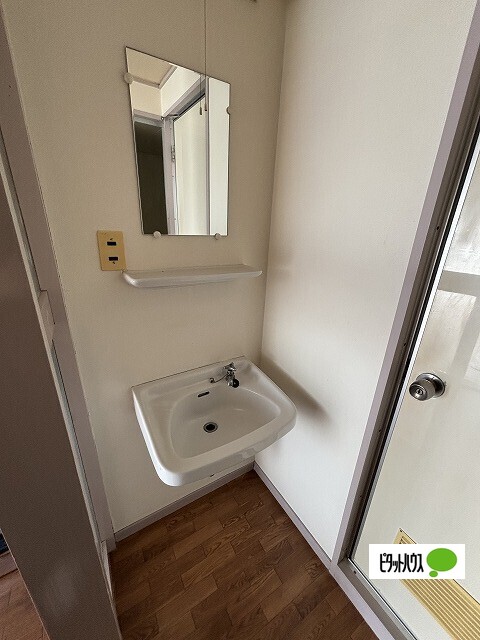 洗面設備　洗面台