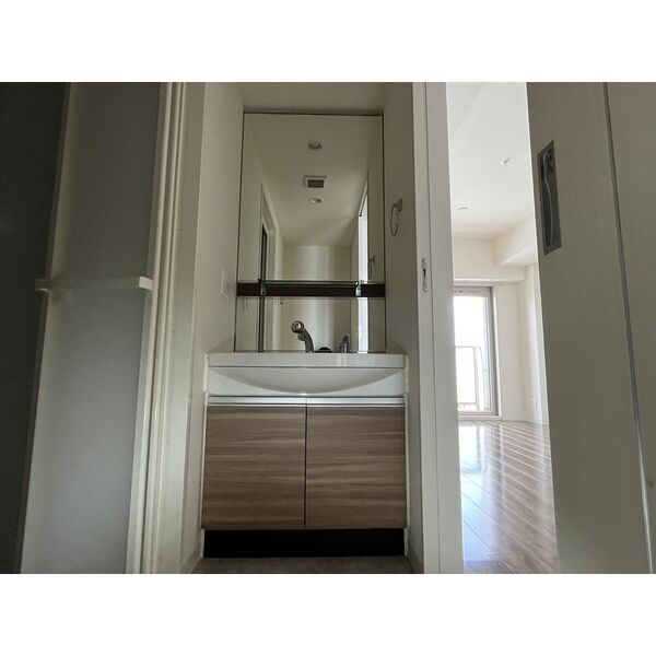 洗面設備　※別室の参考写真の為、現況優先です。