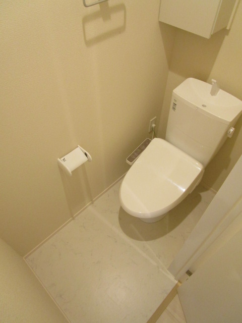 トイレ　★温水洗浄便座★