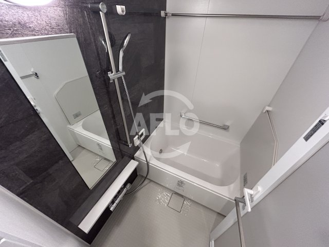 バス・シャワールーム　ズーノクルーズ江坂　浴室