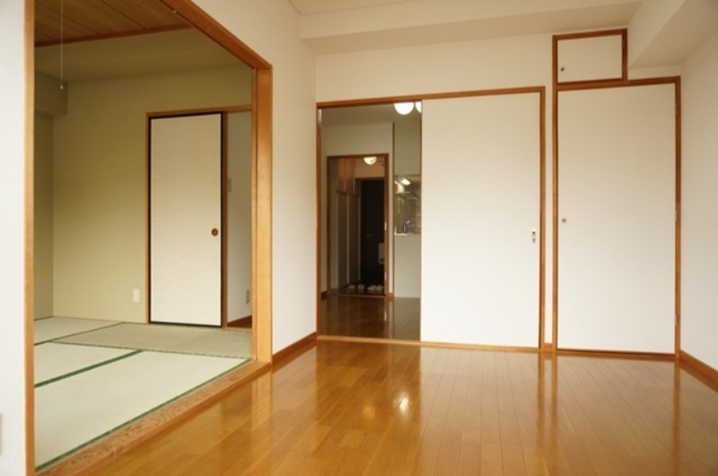 居室・リビング　図面と現状に相違がある場合には現状を優先