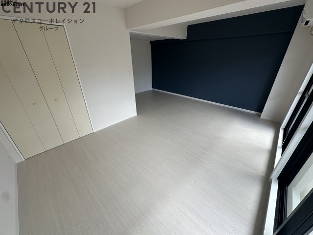 居室・リビング　洋室18帖の大きな１R