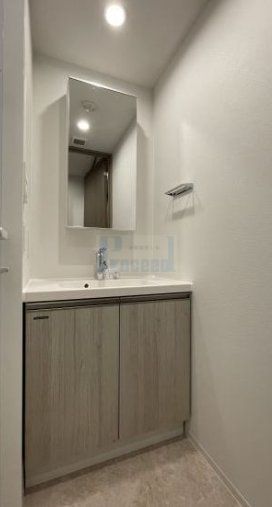 洗面設備　使いやすい独立洗面台☆