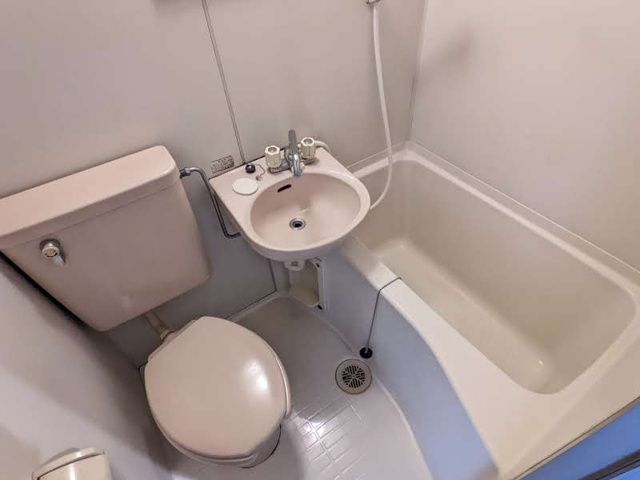 バス・シャワールーム　バス