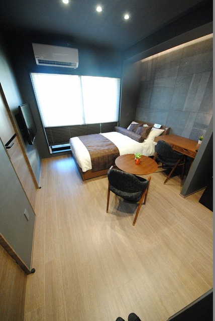 居室・リビング　写真は７０２号室